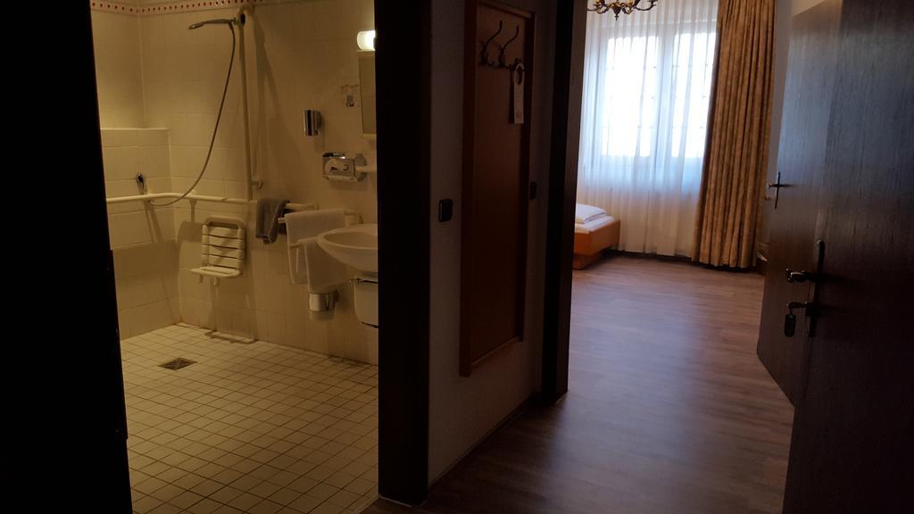 Hotel Alt Steinbach Steinbach im Taunus Kültér fotó